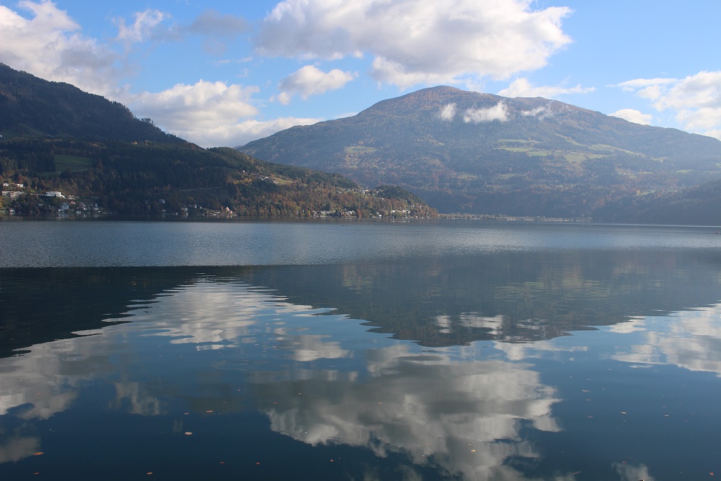 Millstätter See mit bergen im Hintergrund (C)NFI